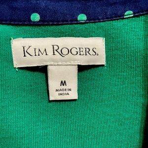 Medium green and navy three quarters sleeve comfortable women’s top